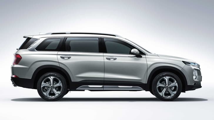 Hyundai Santa Fe (LWB) image gallery
